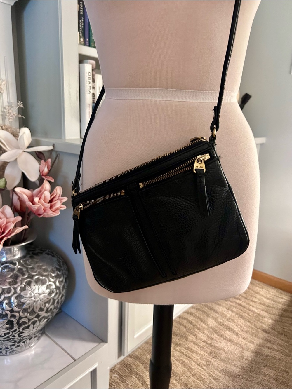 Fossil Black Leather Crossbody with Gold Hardware